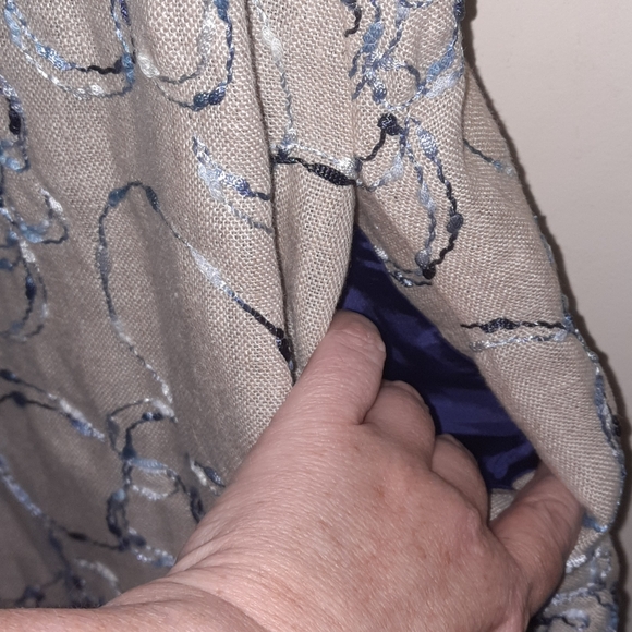 ANN MASHBURN Linen Susy Shift Dress Floral Embroidered Sleeveless Tan Khaki Blue - Picture 6 of 10